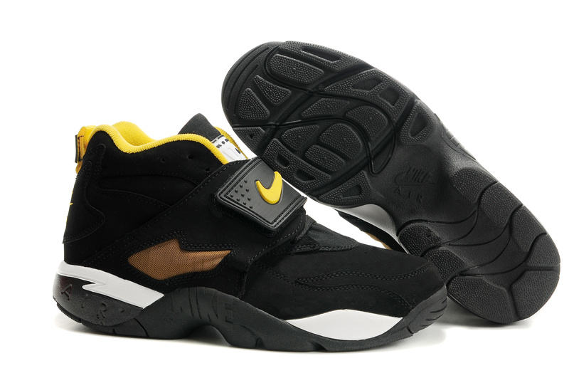 Nike Air Baseball Shoes