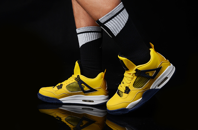 Air Jordan 4 Retro Men's Basketball Nike