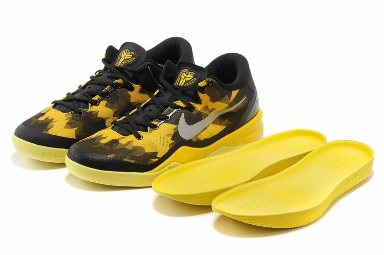 Nike Zoom Kebe VIII - Contains socks