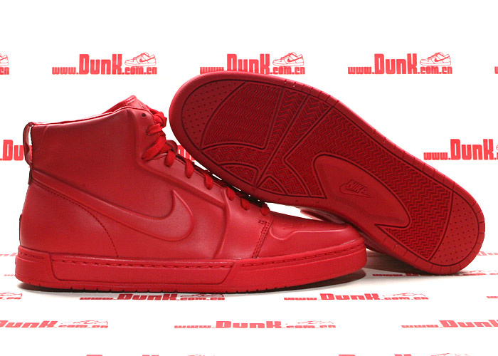 Nike Air Royal Mid VT