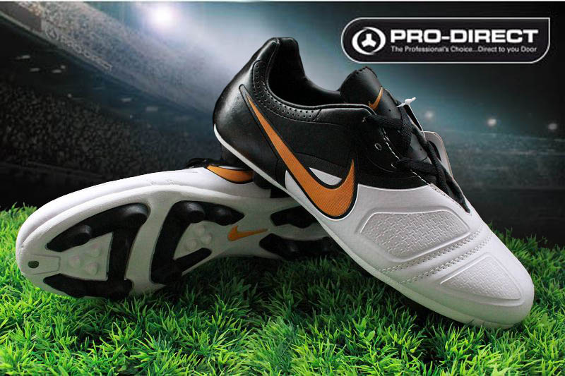 Nike CTR 360 AG