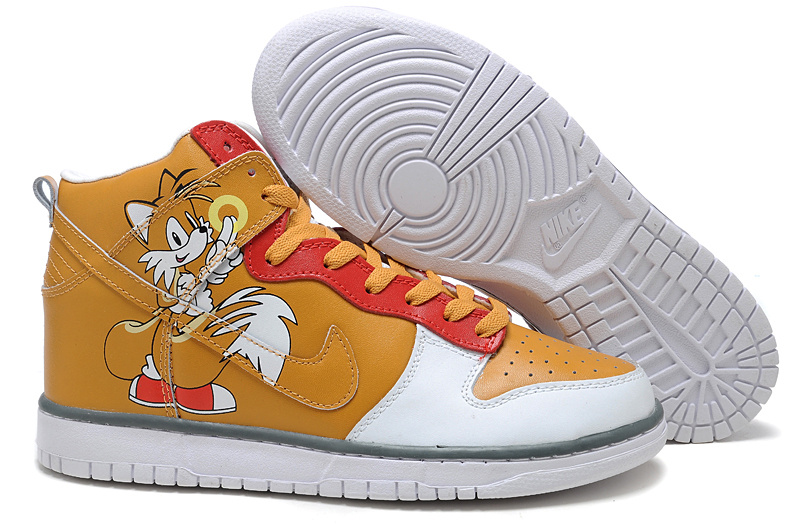 Nike Dunk High Tails